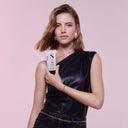 Texturizing Balm - For all hair types. Dona un finish naturale aggiungendo un leggero volume. Idrata e controlla i capelli. Per look naturali.

Heat protection up to 230°C.