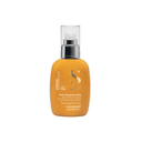 Hair Protective Milk combats dryness and controls frizz, protecting hair from the sun and external factors. With moisturizing action, for luminous, soft and lightweight hair.

Vegan formula

With UV filter